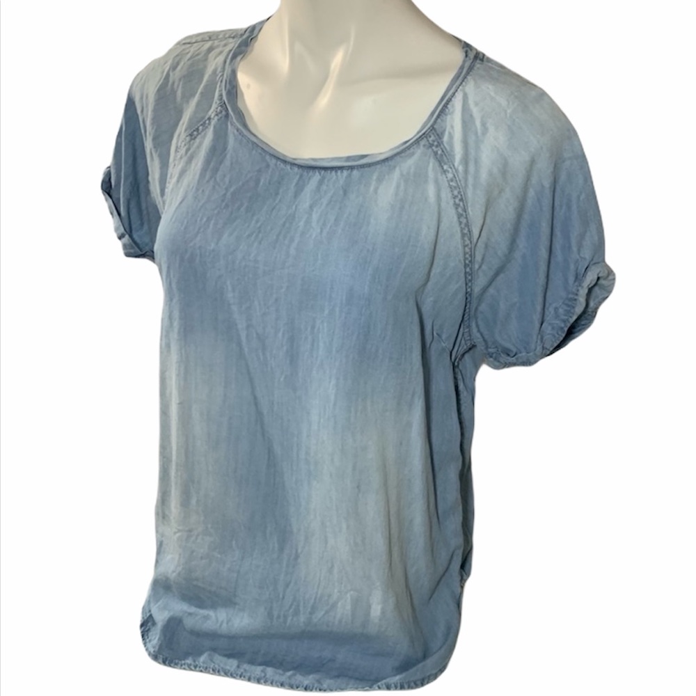 Anthro Cloth & Stone tencel chambray denim top